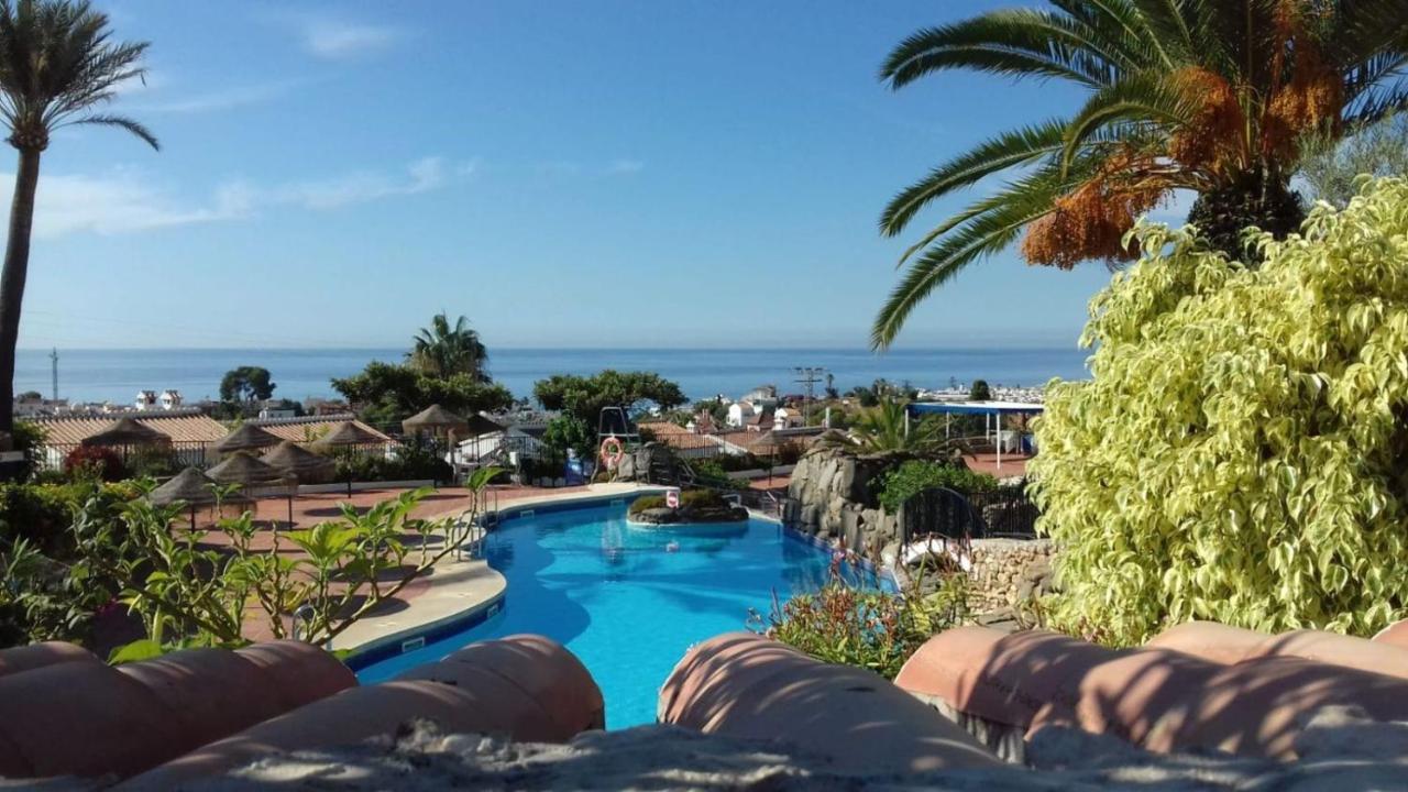 Capistrano Pueblo 106A Menyber Appartement Nerja Buitenkant foto