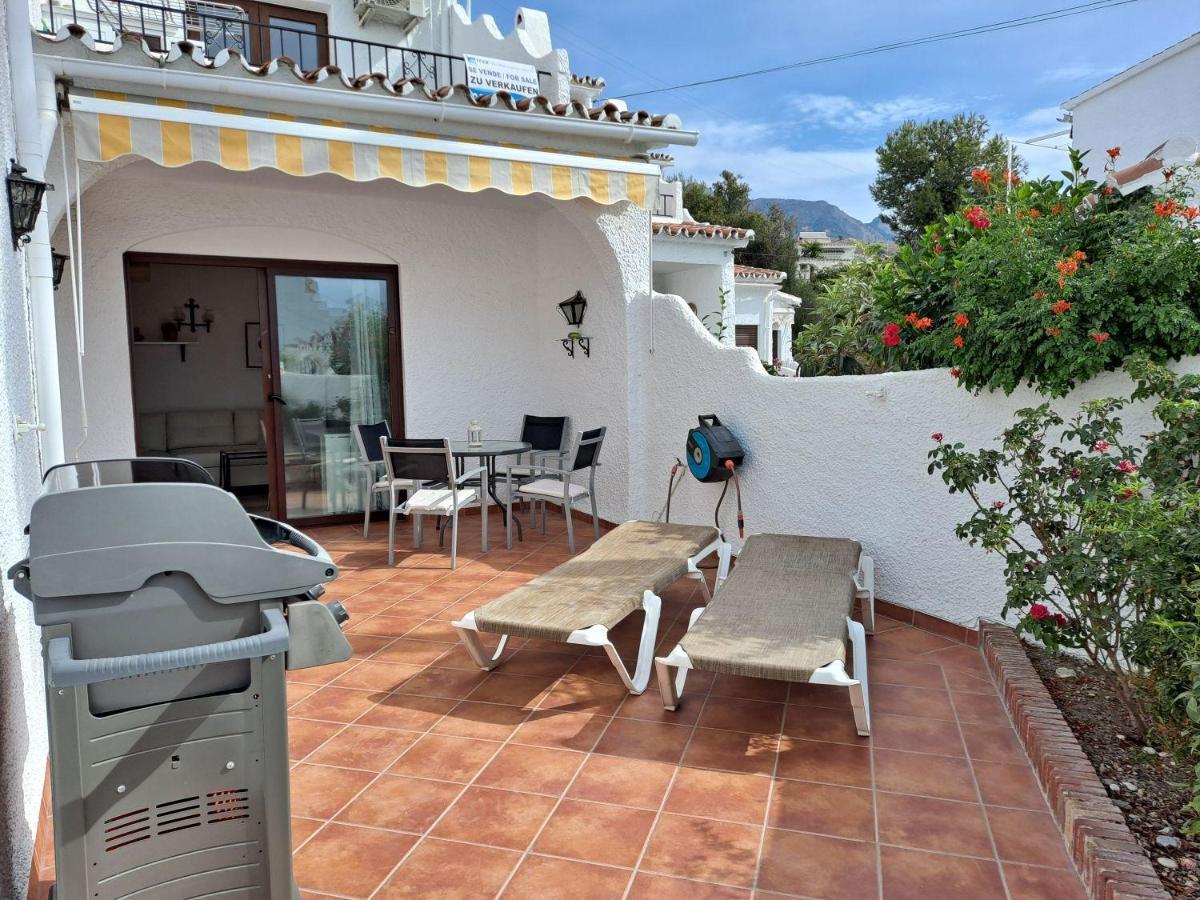 Capistrano Pueblo 106A Menyber Appartement Nerja Buitenkant foto